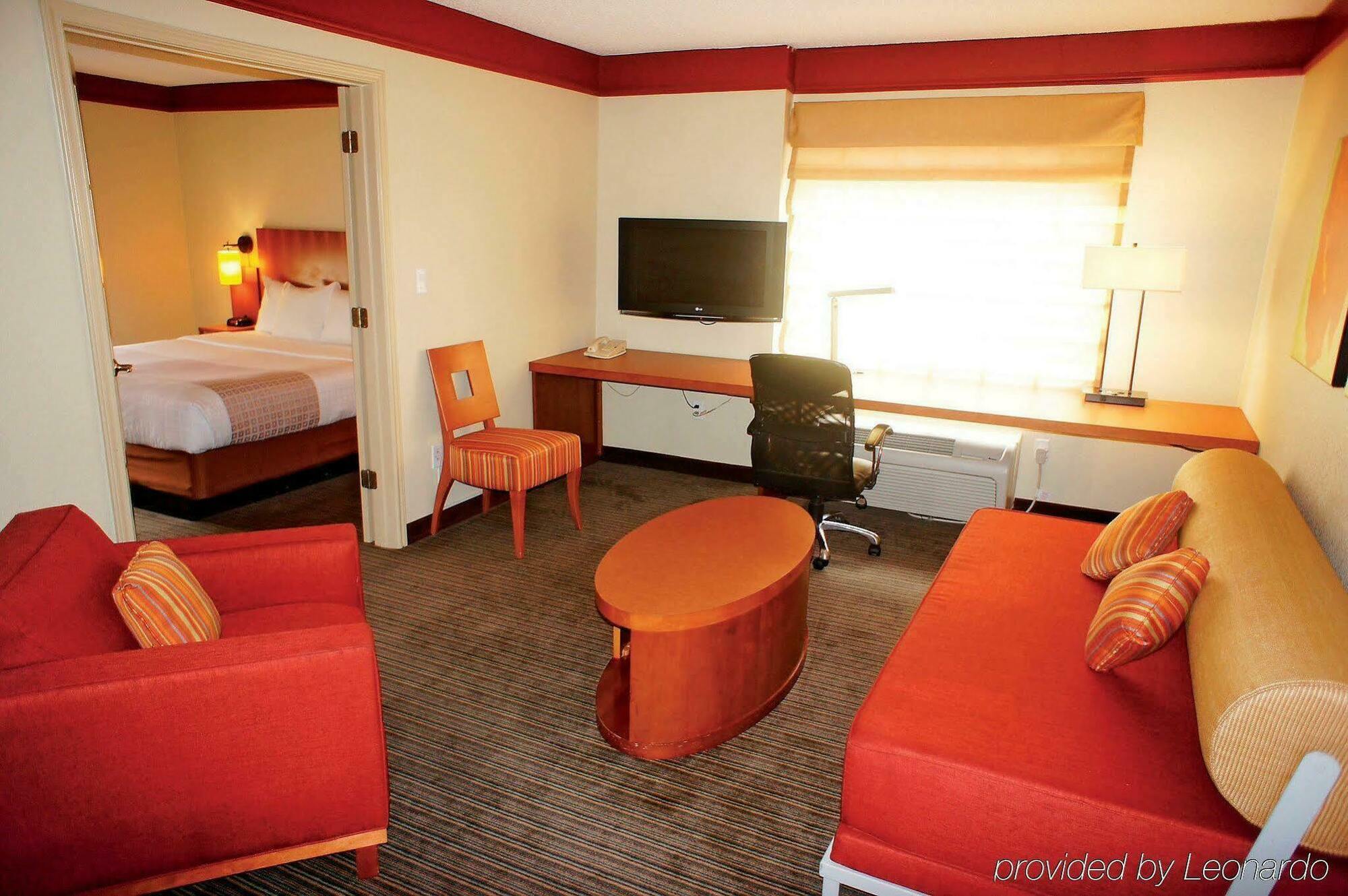 La Quinta By Wyndham Pwy Provo Hotel 3*